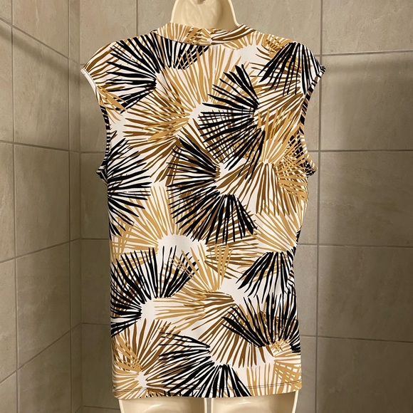 EUC Kasper tropical print sleeveless square neckline top, size Medium - Picture 3 of 3